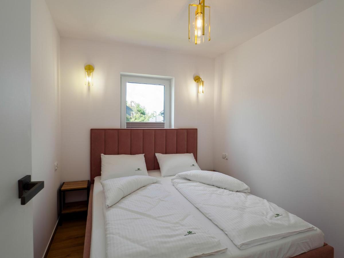 Ostoja Colette Appartement Jarosławiec Buitenkant foto