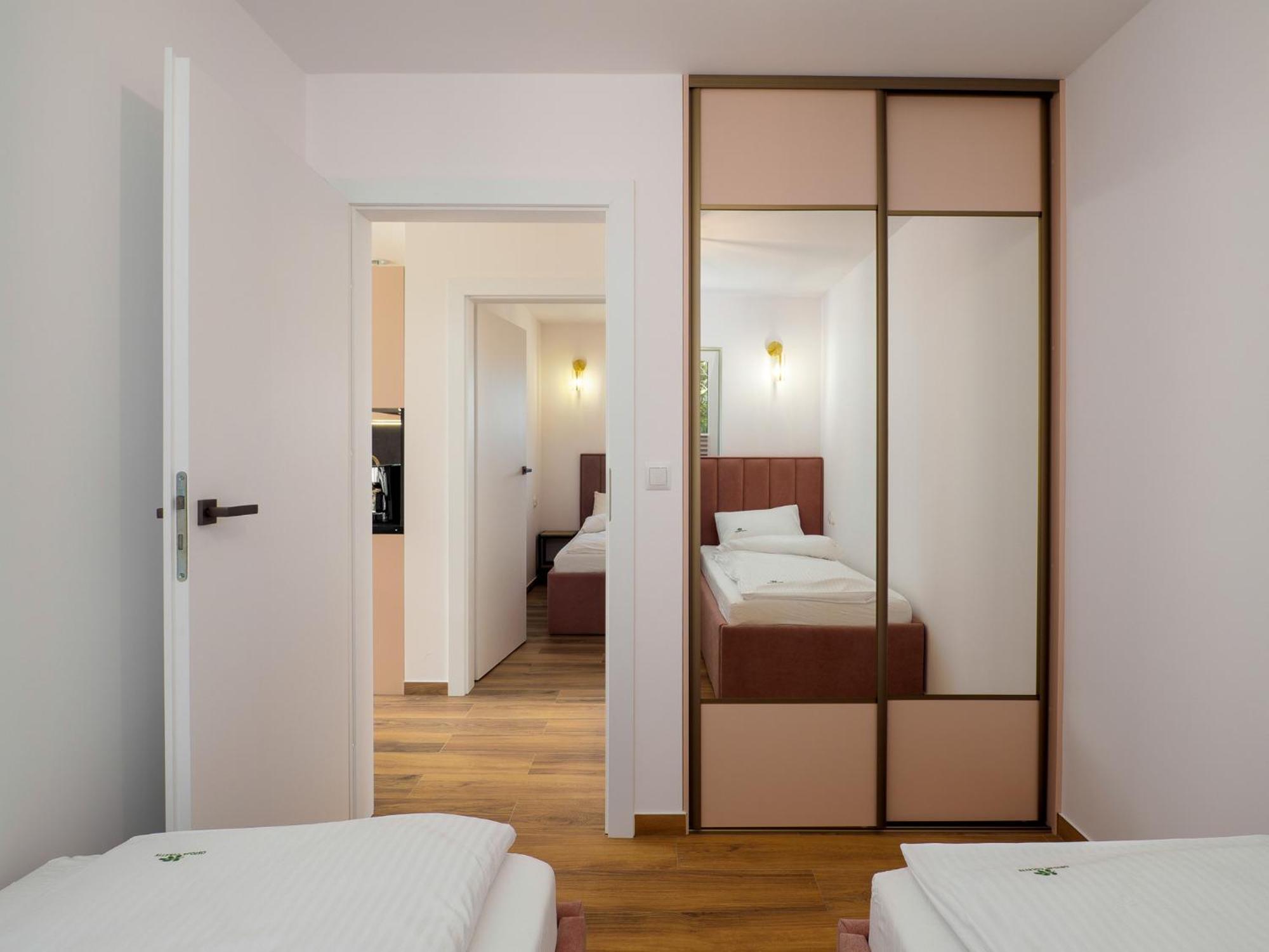 Ostoja Colette Appartement Jarosławiec Buitenkant foto